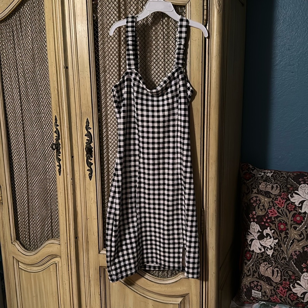 Worn once, H&M summer checkered sleeveless dress